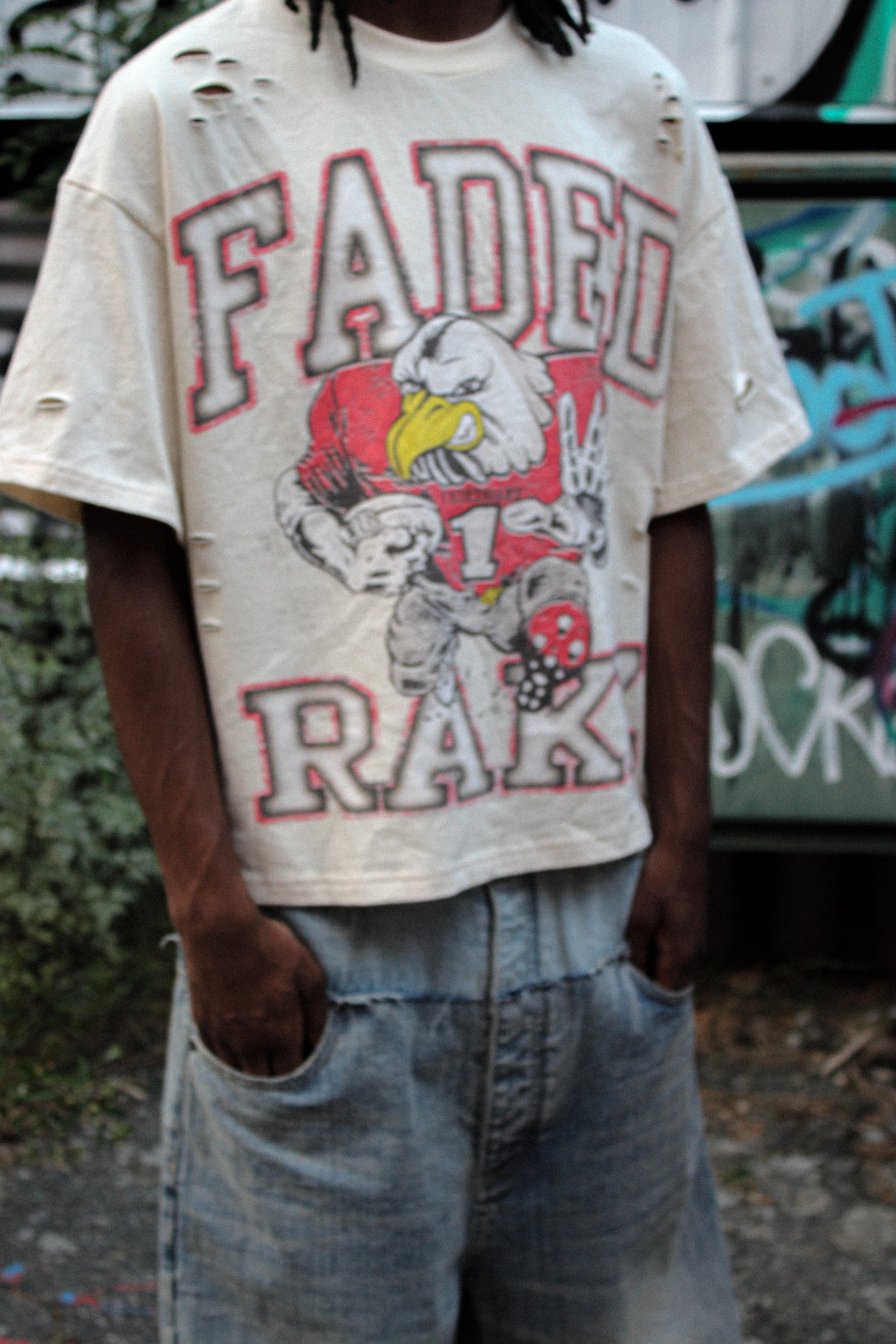 UNIVERSITY TEE
